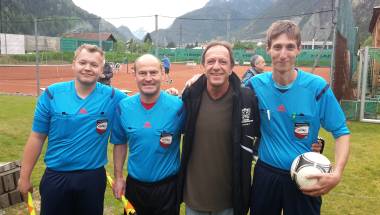 Die Meisterschaft geht in die finale Phase und Dr. Peter Lerchenmüller mit Jubiläum