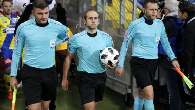 Elite-Referees in Barcelona im Trainingslager